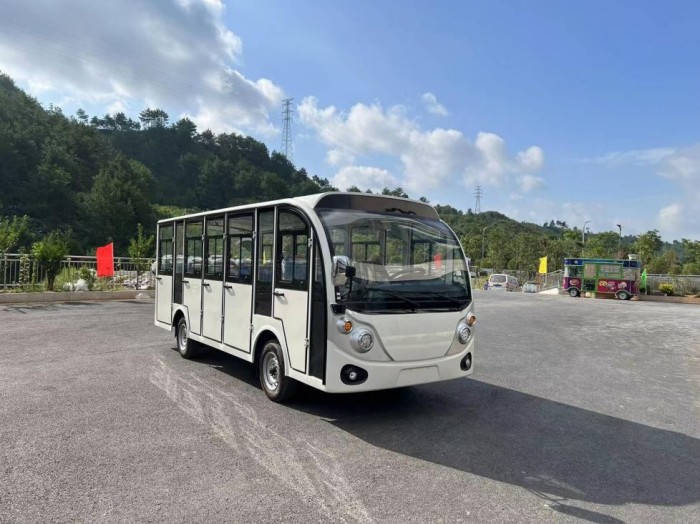 18~19座燃油观光车-传奇款（封闭）